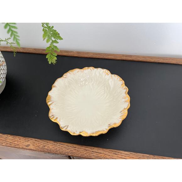 LENOX: Vintage Round Small Dish with Gold Detailing, Flower Petal Design - Picture 2 of 10